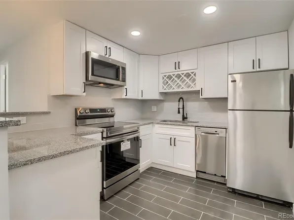 985 N Corona St APT 103, Denver, CO 80218