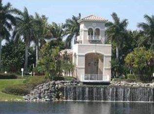 1579 SW 187th Ave, Pembroke Pines, FL 33029