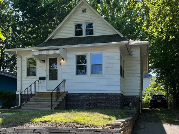 1128 17th St, Des Moines, IA 50314