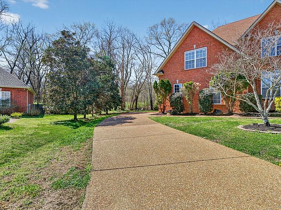 4th image of 3104 Shropshire Ct