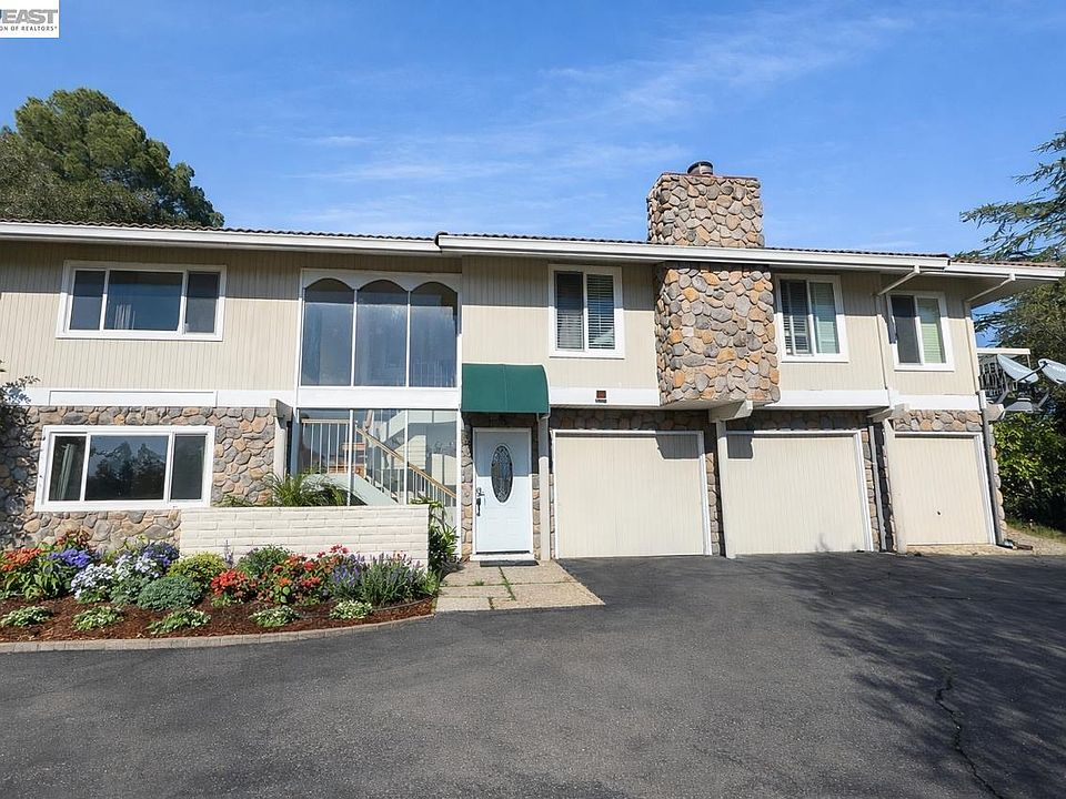 1st image of 536 Golf Club Rd