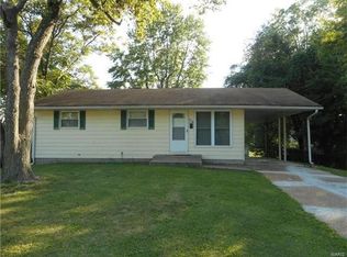 830 Mullanphy Rd, Florissant, MO 63031