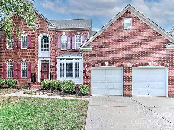 2nd image of 113 Harbor Cove Ln