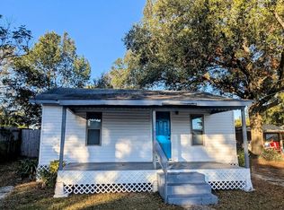 612 Lemon St, Auburndale, FL 33823