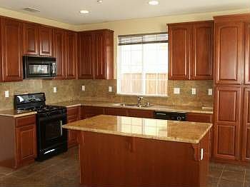 4th image of 110 Oakstone Way