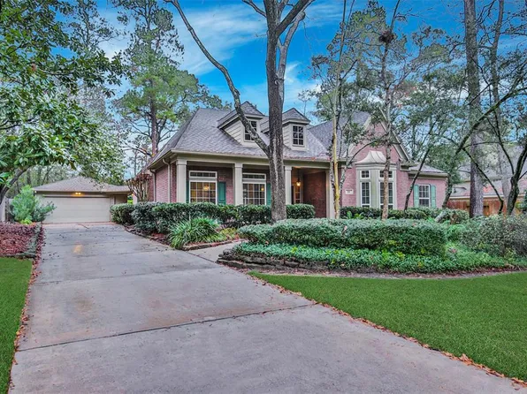 82 E Coldbrook Cir, Spring, TX 77381