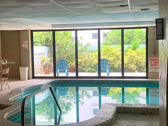 5th image of 1800 Collins Ave APT 5F