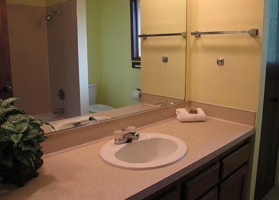 4th image of 3923 148th Ave NE APT B
