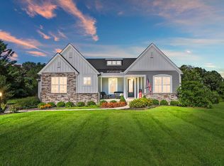 6680 Africa Rd, Galena, OH 43021