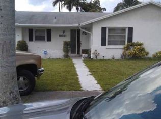 8631 NW 46th St, Lauderhill, FL 33351