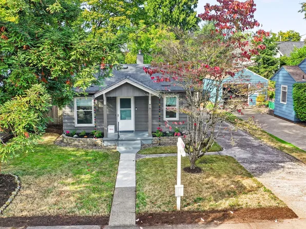 7419 SE Reedway St, Portland, OR 97206