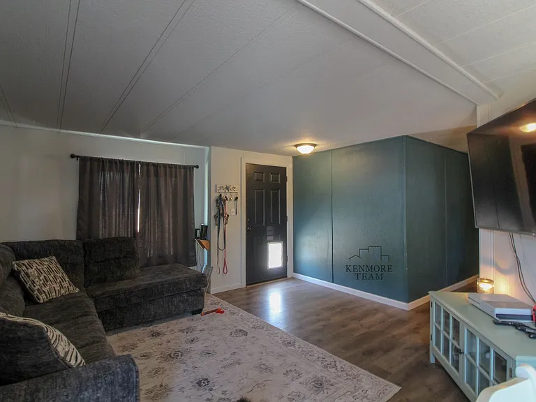 4511 W 9th Ave — Photo 6
