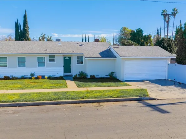 19034 Wyandotte St, Reseda, CA 91335