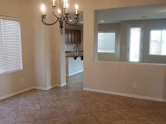 5th image of 8108 Imperial Lakes St