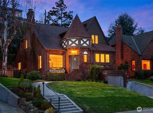 3263 Conkling Pl W, Seattle, WA 98119