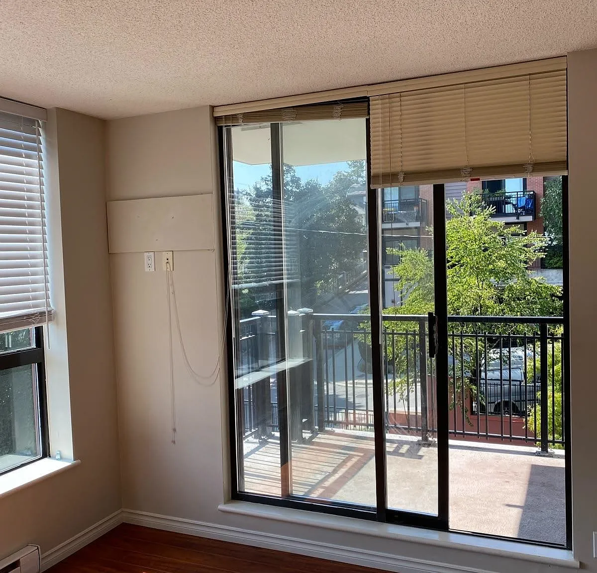 2 bed, 748 sqft, $2,450 — Photo 2
