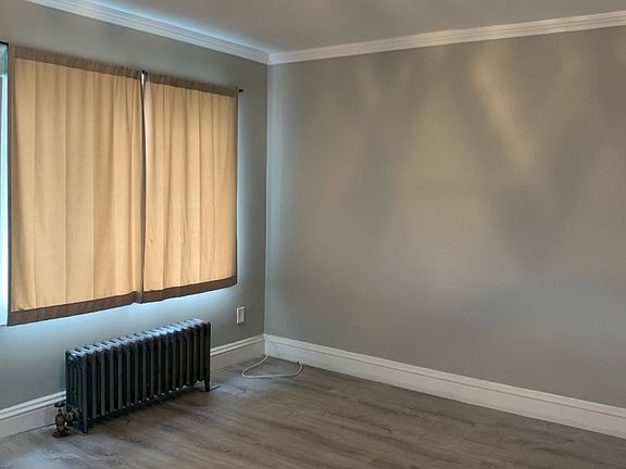 5th image of 1818 E 51st St #54