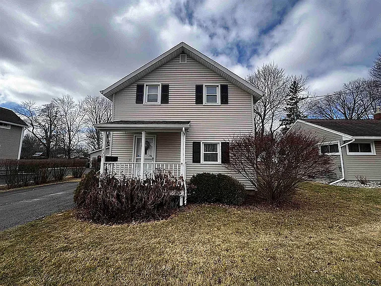 431 Springbrook Ave — Photo 1