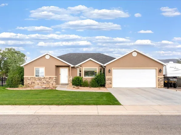 3367 Westward Ave, Enoch, UT 84721