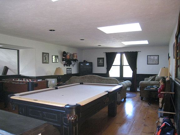 Bonus Room above garage