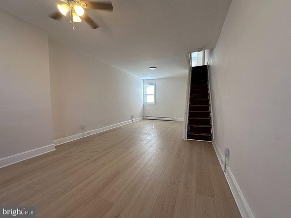 2nd image of 3265 Edgemont St #B