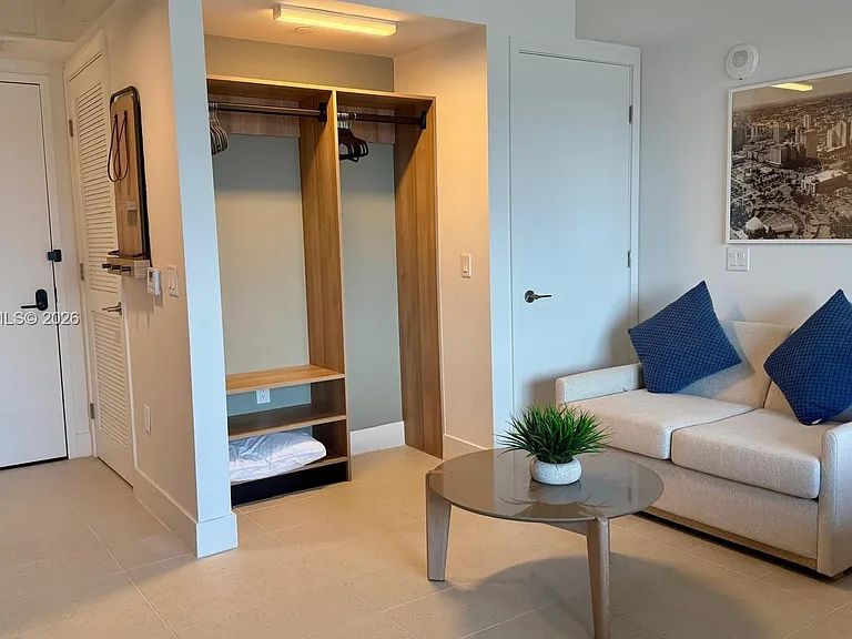 159 NE 6th St #4010 — Photo 2