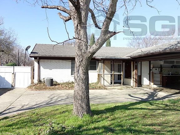 3rd image of 724 Snowden Dr