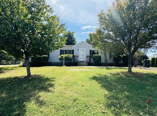 121 Kendra Dr, Gallatin, TN 37066