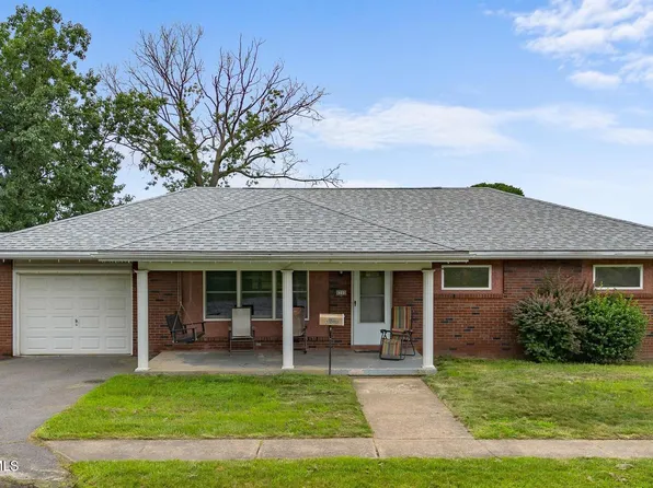 4200 Krieg Ave, Moosic, PA 18507