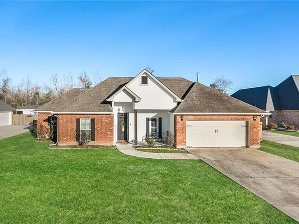 11299 Copper Hill Dr, Hammond, LA 70403