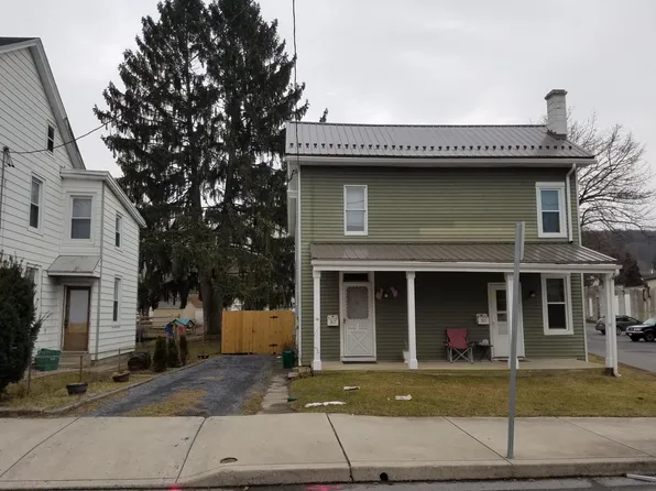 317 N State St, Ephrata, PA 17522