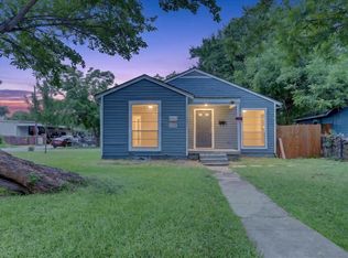 8752 Woodcastle Dr, Dallas, TX 75217