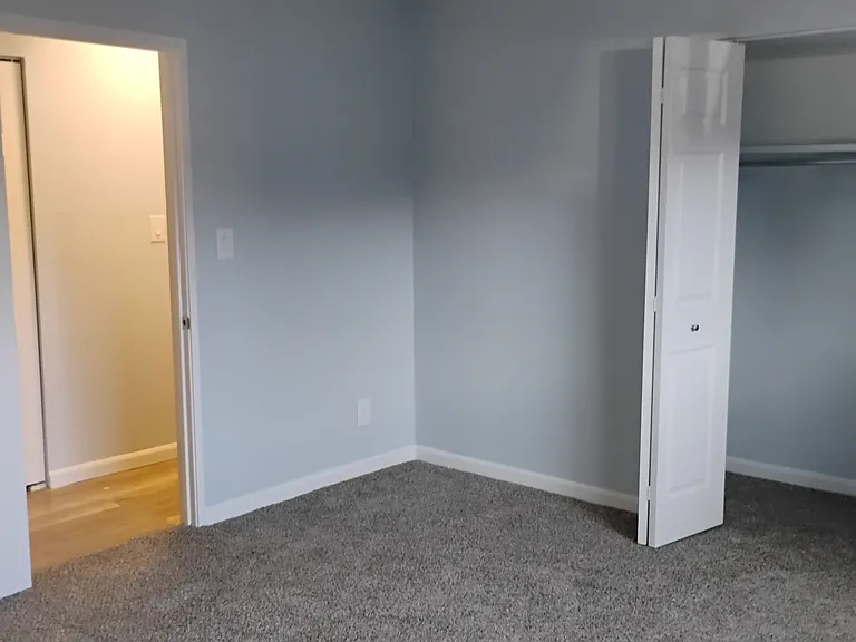 140 E Highline Cir — Photo 9