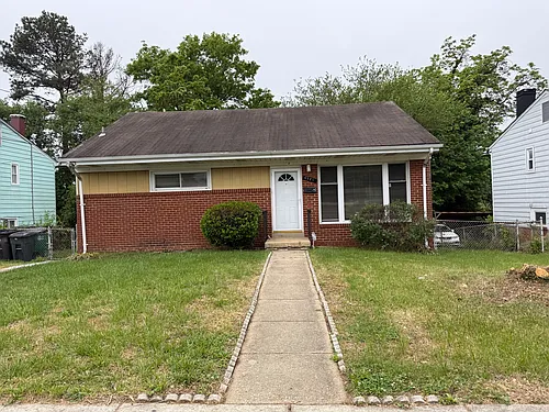 6221 Addison Rd Photo 1