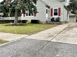 59 Marsdale Rd, Cheektowaga, NY 14215