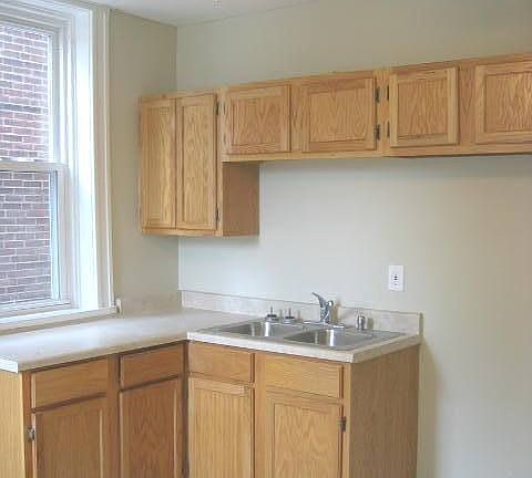 3rd image of 4143 Wyoming St