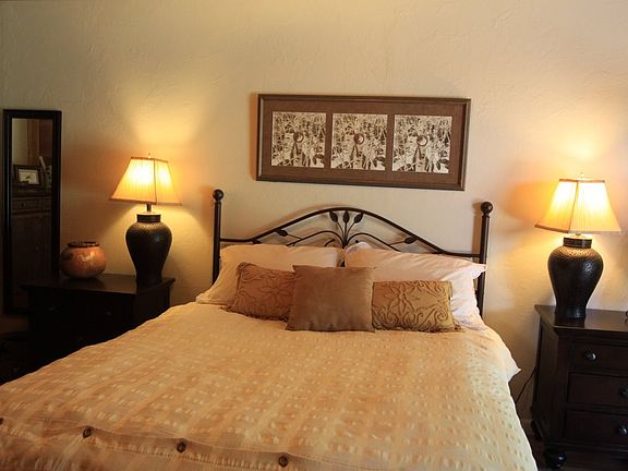 5th image of 568 Feather River Dr