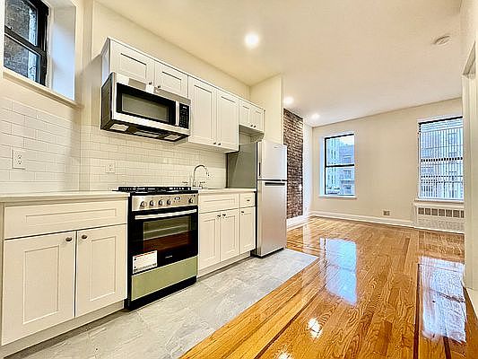 1st image of 324 E 34th St APT E2