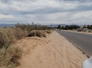 16910 Sycamore Ln, Apple Valley, CA 92307