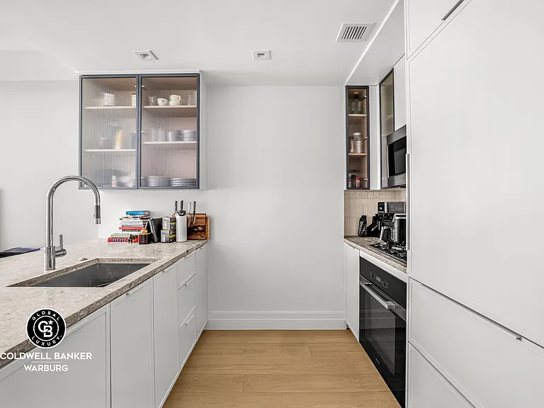 222 Broadway #2B — Photo 4