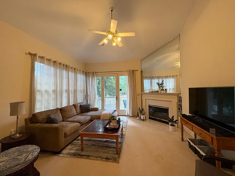1661 Vintage Ridge Ct — Photo 17
