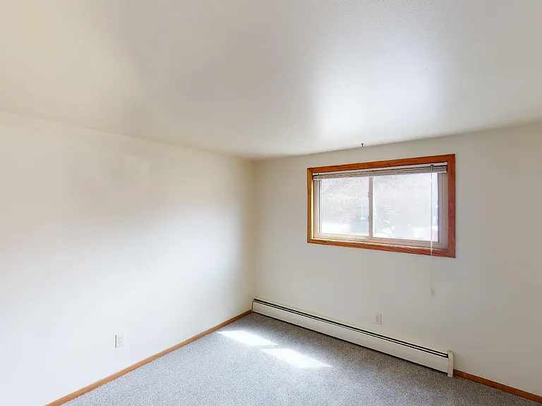 5021 Old Middleton Rd — Photo 9