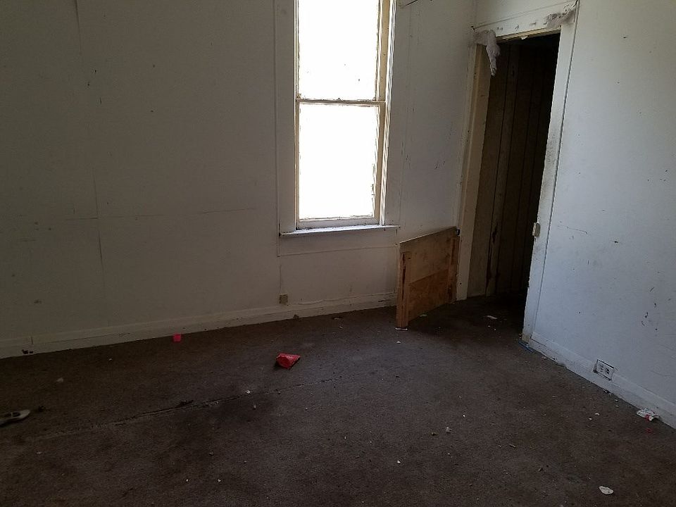 2nd image of 116 Wheatland Ave