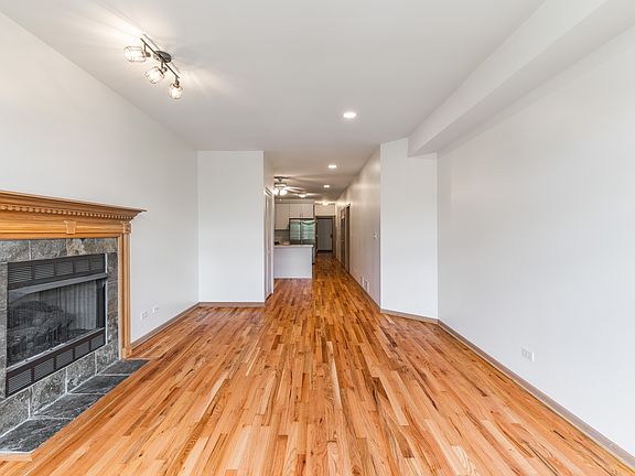 3rd image of 333 S Leavitt St APT 2