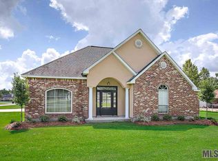 9738 Banway Dr, Greenwell Springs, LA 70739