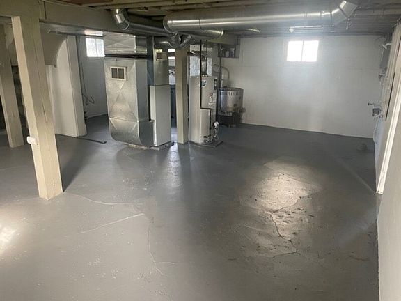 3rd image of 310 Orchard Ave