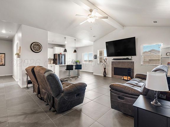 4th image of 1301 Riesling Way