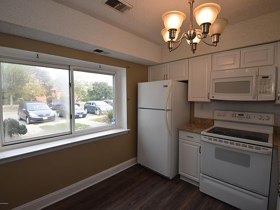 4th image of 296 Central Blvd E #23