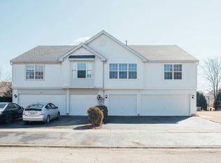 429 Gloria Ln, Oswego, IL 60543