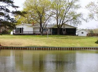 380 Locksley Ln, Reedville, VA 22539